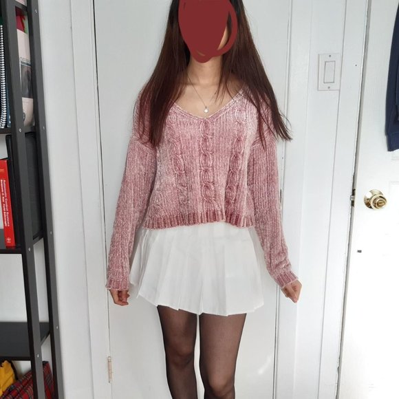 soft pink cropped cableknit sweater - Picture 1 of 4